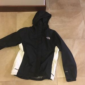 Women’s north face rain jacket